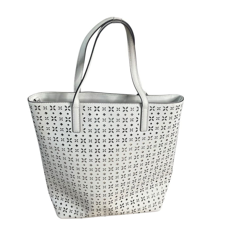 Michael Kors White Perforated‎ Leather Tote Bag MK Charm - Picture 2 of 15
